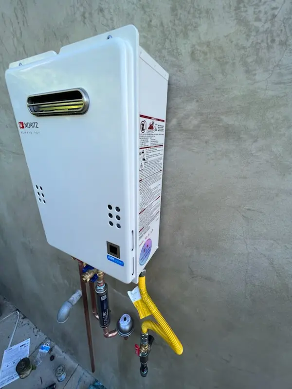 Tankless water heater installation for Downtown St. Cloud homes